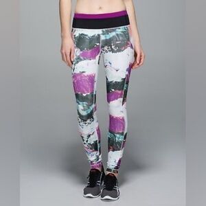 Lululemon Speed Tight III Pigment Wave Multi Black Regal Plum